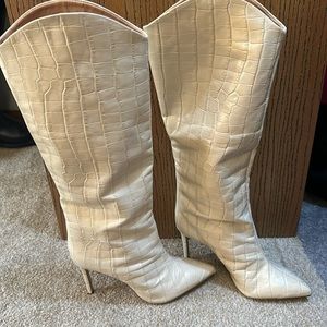 Schutz Shoes - Maryana Crocodile-Embossed Leather Boot